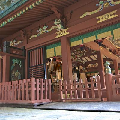 The side of the main shrine.